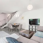 Stunning In